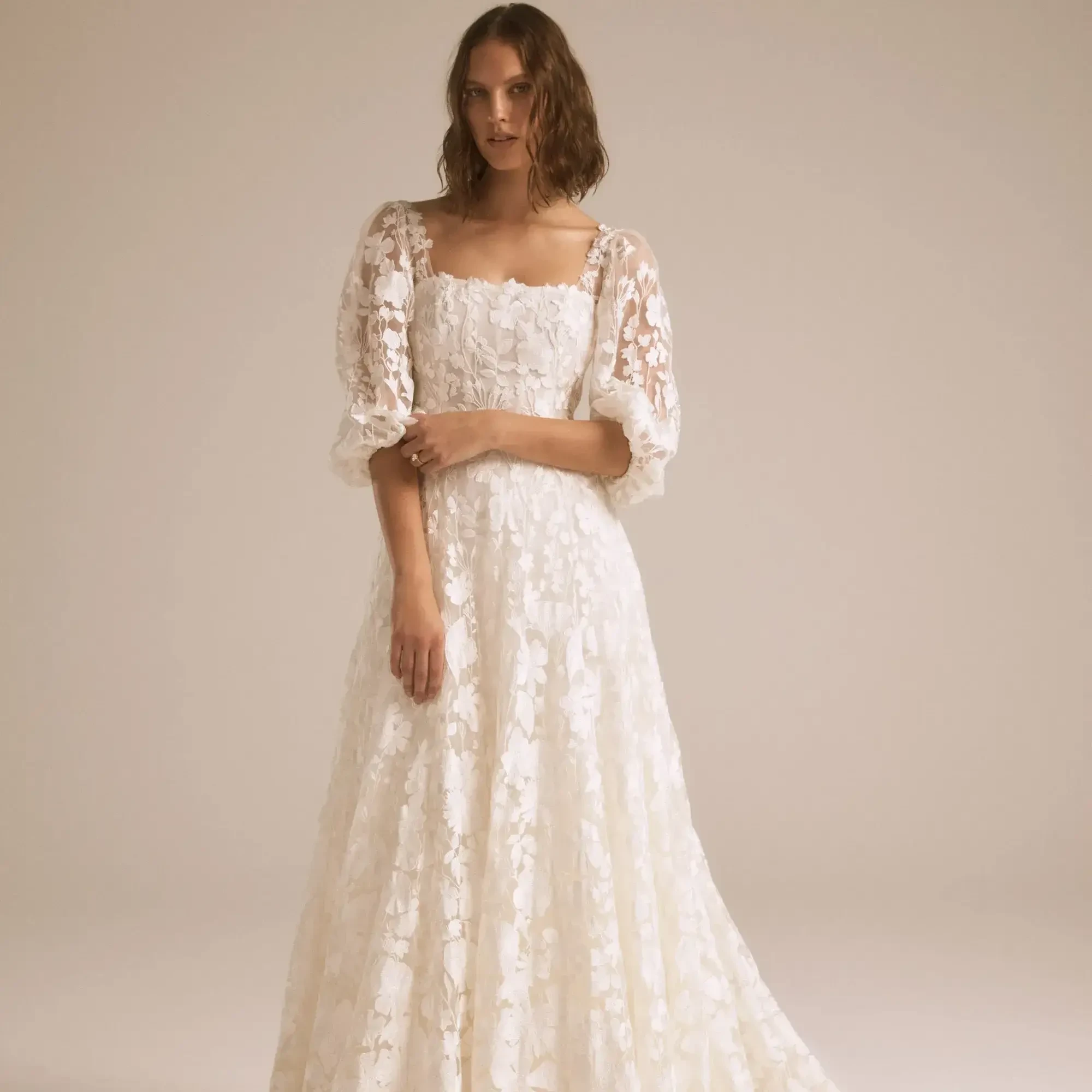 Amsale Nouvelle Trunk Show Main Image