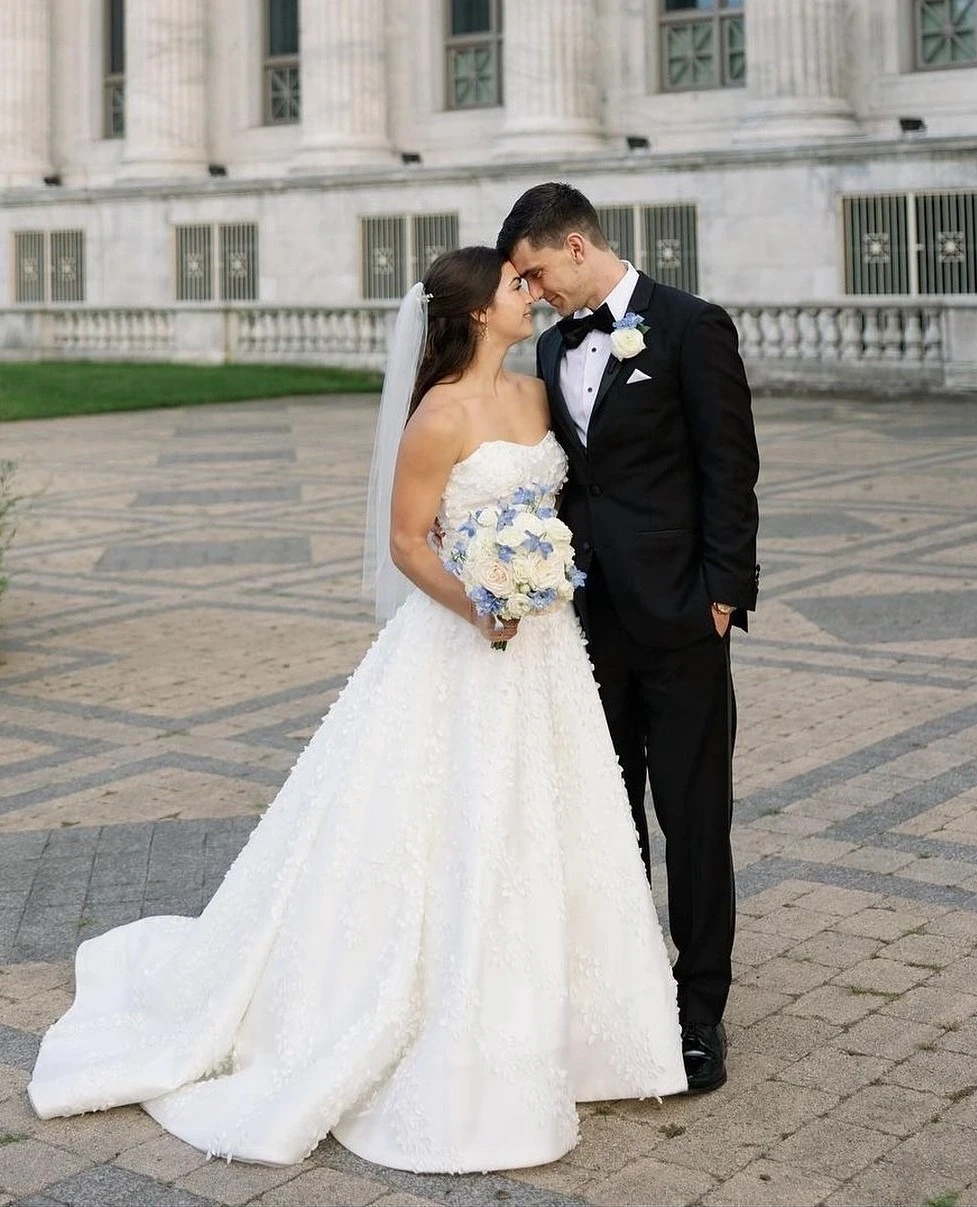 Bride and groom wedding photo