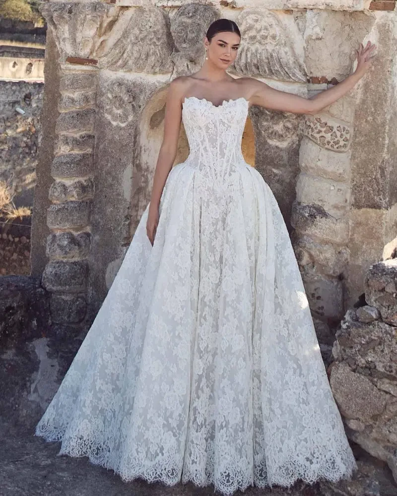 Calla Blanche Designer