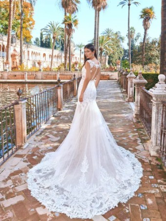 Pronovias Huaca #1 thumbnail