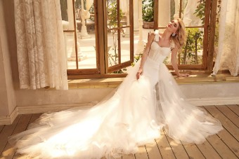 Chic Nostalgia Brie #9 thumbnail