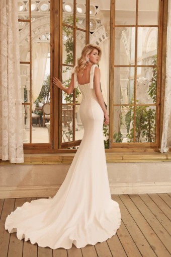 Chic Nostalgia Brie #10 thumbnail