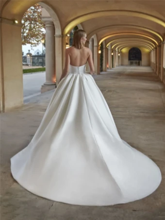 Pronovias Basil #2 thumbnail