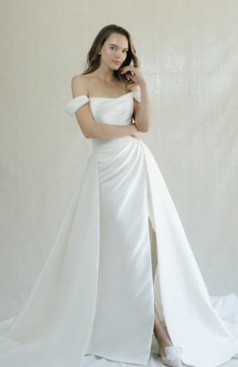 Anne Barge Tucker #0 default Pearl thumbnail