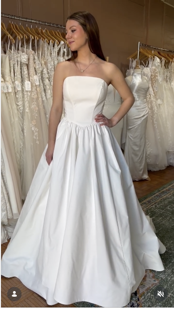 Anne Barge St. Charles #1 default Silk White thumbnail